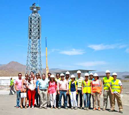 Valeriano Ruiz y equipo de desarrollo del proyecto de ingenieria. Miembros CTAER y Abengoa