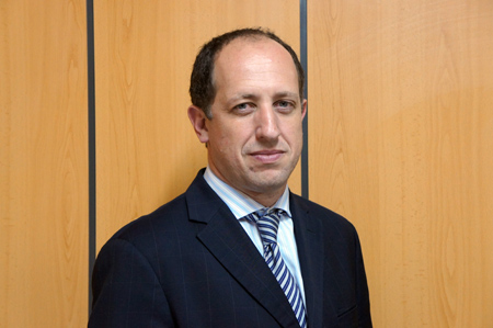 Carlos Gordn, director comercial de Kawneer