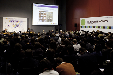 Presentation of the Program of Energetic Diagnostic of the Habitat Urbano' (PDEHU) in Conama 2012