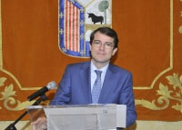 El alcalde, Alfonso Fernndez Maueco, durante el anuncio de las medidas para la dinamizacin econmica de Salamanca