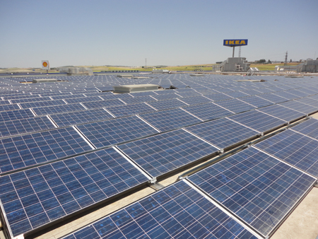 Instalaci�n fotovoltaica en la cubierta de Ikea Jerez