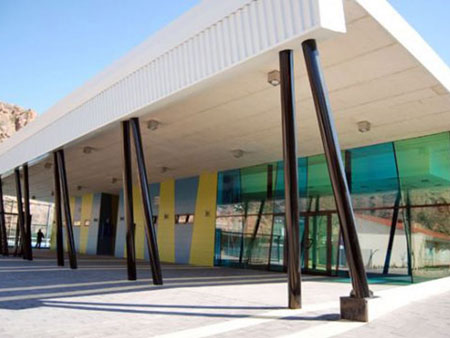 Edificio del Polideportivo El Praico