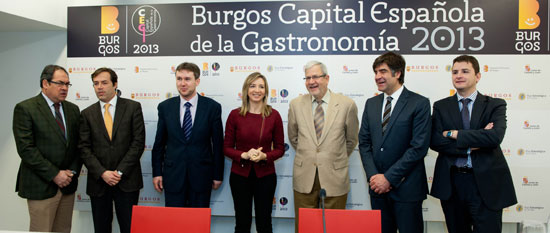 Foto de familia del acto