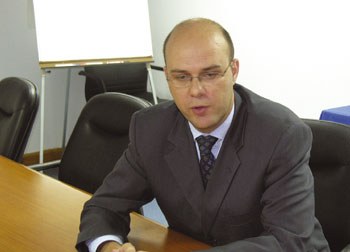 Manuel Oliveira, Secretario General de Cefamol