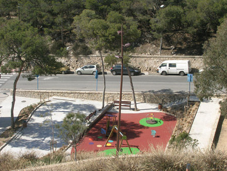 Nuevo parque en la ladera del Tossal (Alicante)