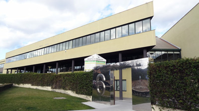 La oficina de Madrid est situada en la calle Clquide n 6 de Las Rozas (Madrid)