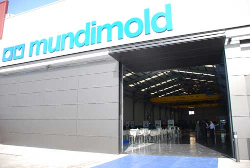 Las nuevas instalaciones de Mundimold inauguradas en 2010, en Ribarroja del Turia (Valencia), cuentan con ms de 3.000 m2...