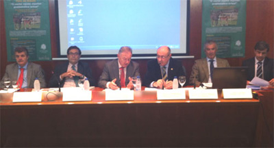 De izquierda a derecha: Lucio Carbajo, Carlos Cabanas, Felipe Vilas, Manuel Rodrguez, Luis lvarez Cervera y Pablo Adrados...