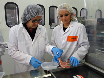Ainia y Aimplas trabajan juntos para la produccin del envase que frena la oxidacin en alimentos con alto riesgo de deterioro...