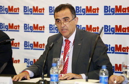 Lorenzo de la Villa, presidente de BigMat en Espaa, durante la rueda de prensa