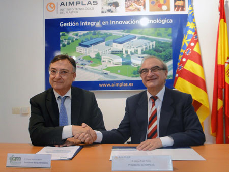 De izquierda a derecha: el presidente de Quimacova, Miguel Burdeos, y el presidente de Aimplas, Jaime Pujol Pals