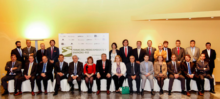 Imagen de grupo en la reunin del Comit Organizador de las Ferias del Medio Ambiente y Energas RSE del pasado da 16 de mayo...