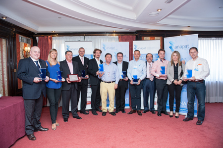 Photo of group with the winners of the I Prizes Anapat to the Innovation and Promotion of the use of the PEMP