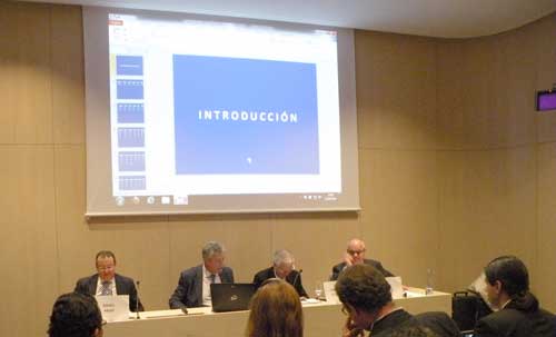 De izquierda a derecha: ngel Abad, Manuel Aguado Mediavilla, Sebasti Alegre y Pierre Brousse, durante la ponencia de Andece en Construmat 2013...