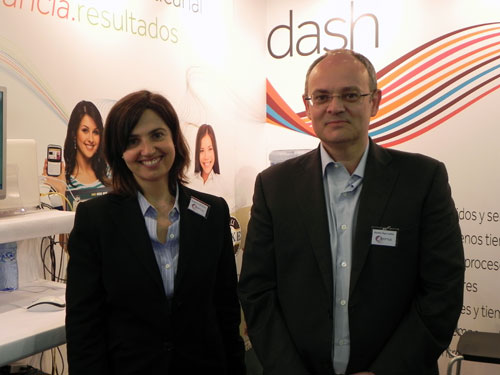 Eugenia lvarez y Jaime Aperador, en el stand de Optimus en la pasada edicin de Graphispag 2013