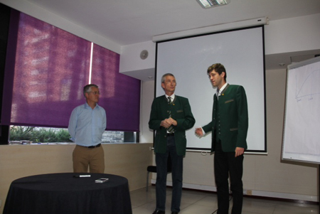 Miguel Gonzlez, gerente de Hcib, con Erwin Stubenschrott y Harald Krasse, representantes de KWB