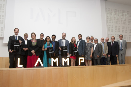 Foto de grupo con los galardonados en los Premios Lamp Lighting Solutions 2013
