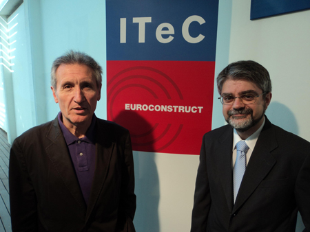 De izquierda a derecha: el director general de ITeC, Anton M. Checa, y el responsable de Euroconstruct en Espaa, Josep Ramon Fontana...