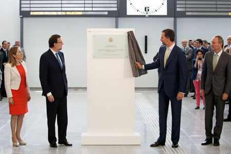 Al acto de inauguracin del nuevo tramo asistieron el Prncipe de Asturias, el presidente del Gobierno, Mariano Rajoy...
