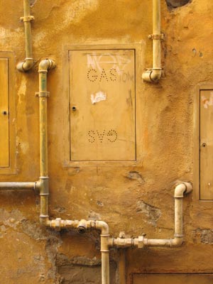 La imagen muestra un ejemplo de tubera de gas en una construccin general