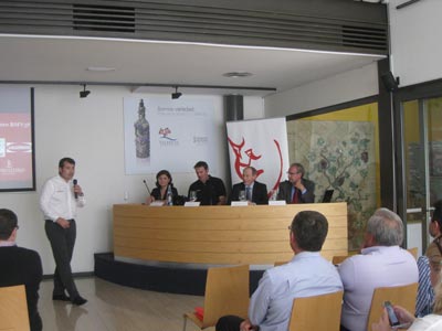 Pablo Ossorio durante la presentacin del proyecto de la bodega