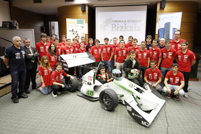 El equipo Formula Student Bizkaia de la Escuela Tcnica Superior de Ingeniera de Bilbao