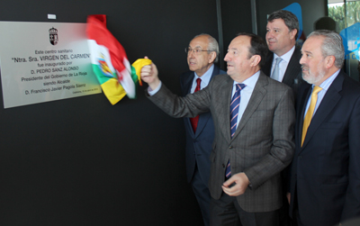 El presidente de La Rioja, Pedro Sanz, procede a la inauguracin del nuevo Hospital acompaado por el presidente de Grupo Viamed...