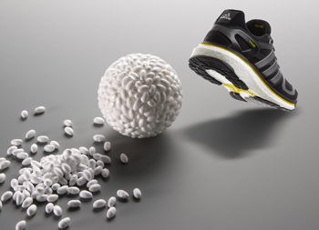 El primer producto hecho con poliuretano termoplstico expandido es la zapatilla deportiva para Energy Boost de Adidas...