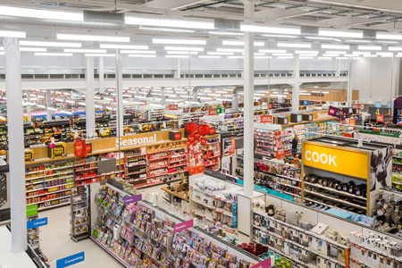 Vista panormica de un supermercado de Sainsbury's