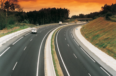 El presupuesto asignado a conservacin de carreteras es inferior a los 820 millones de euros