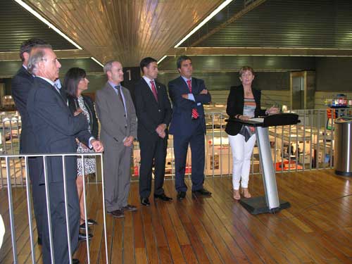 Momento de la inauguracin, por parte de Arantza Tapia, consejera de Desarrollo Econmico y Competitividad del Gobierno Vasco...