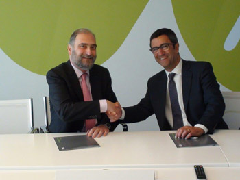 Antonio Durn-Sindreu, presidente de AEDAF, y Josep M Ravents, managing director de accountants de Sage en Espaa...