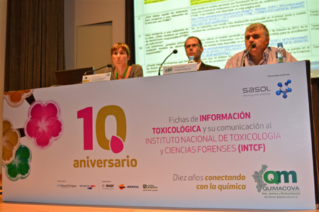 Un momento de la jornada organizada por Quimacova sobre la comunicacin de la Toxicologa al Intcf