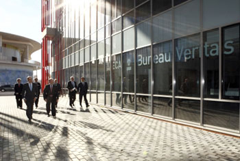 lint Jet Bestrooi The multinational Bureau Veritas premières his new installations in the  business park Dinamiza - Offices