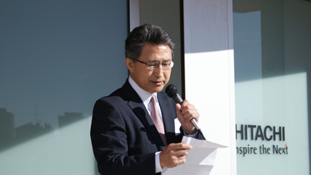 Discurso de Yasushi Fukui, miembro de la alta direccin de Hitachi en Japn