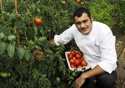 Iago Castrilln, propietario y chef del restaurante Acio, de Santiago de Compostela