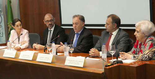 De izquierda a derecha: Consuelo Serres, Joaqun Goyache, Felipe Vilas, Pedro Lorenzo y Concepcin Garca-Botey
