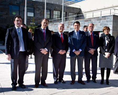 Of left to right: Flix of the Caves, Enrique Ossorio, Ricardo of Ramn, Ignacio Gonzlez, Vctor Bautista and Beatriz Guijorro...