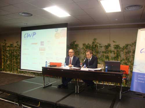 El conseller de Empresa y Ocupacin, Felip Puig y Robert Mas, vicepresidente de CWP