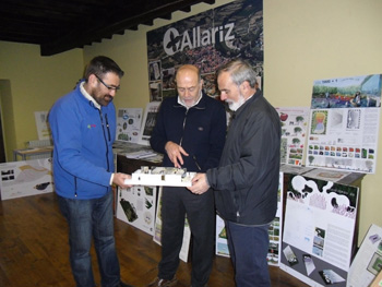 Proceso de seleccin de los proyectos para la quinta edicin del Festival 2014. En el centro, el alcalde de Allariz, Francisco Garca...
