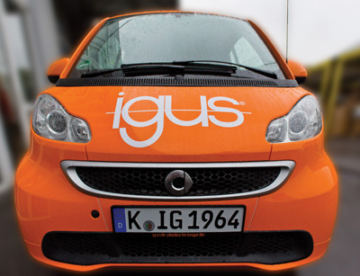 Igus ha equipado un pequeo automvil con componentes iglidur que dar la vuelta al mundo. Fuente: igus GmbH
