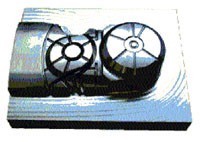 Fig. 17.- Crter Of the engine a motorcycle. The slots that conform the aletas of refrigeration are very deep. Material DIN 1...