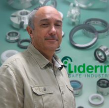 Xavier Vera, director of logistics of Lidering