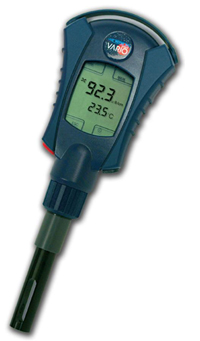 Figura 4. Conductmetro de mano para medir la salinidad y temperatura del agua (WTW Vario Cond)
