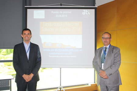 De izquierda a derecha: Lluis Soler Gomis, CEO y fundador de la web buscoelmejor.com, y Juan Carlos Vigo, presidente de ATI...