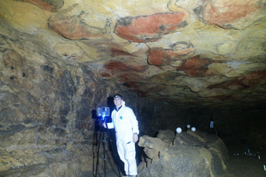 Conservacin preventiva en las cuevas de Altamira gracias a GIM Geomatics y Faro