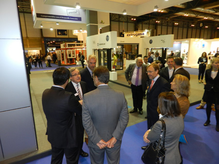 Visit of the authorities to the stand of Kmmerling in Veteco 2014