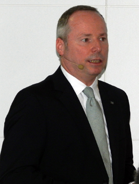 Peter Wolff, director de la divisin Commercial Printing Group de Canon Europa, durante la rueda de prensa