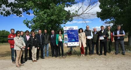 Asistentes a la presentacin de la V Carrera Solidaria Madrid-Segovia