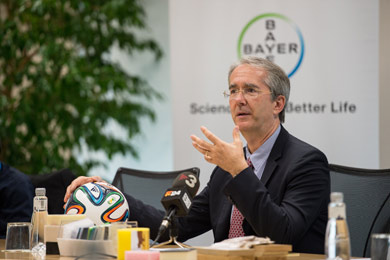 Patrick Thomas, CEO de Bayer MaterialScience durante su intervencin